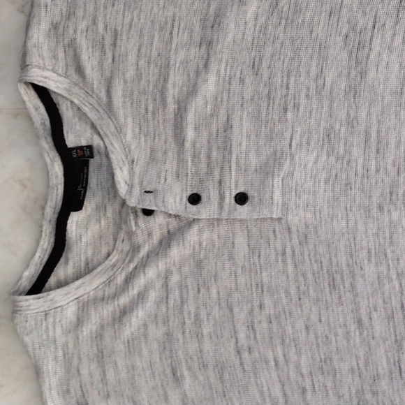 Marc Anthony slim fit shirt. - Picture 3 of 9